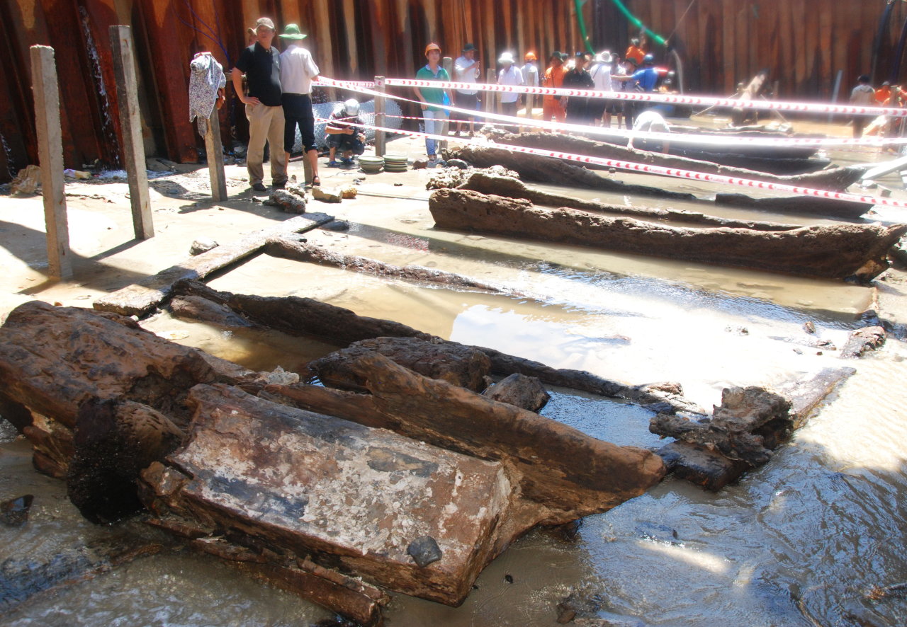 Tàu buôn cổ bị chìm ở biển Quảng Ngãi với rất nhiều cổ vật - Ảnh: Trà Giang