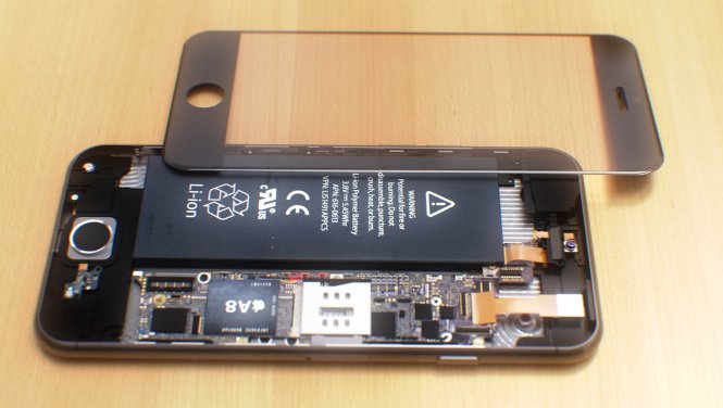 Ảnh rò rỉ được cho là mẫu sản phẩm iPhone 6 - Ảnh: Softpedia