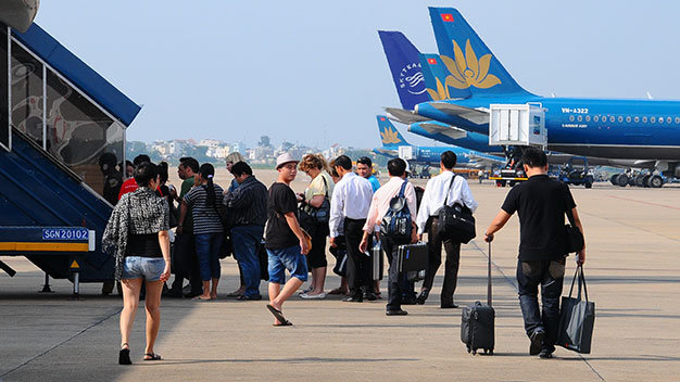 Sau năm 2025, đóng cửa sân bay Tân Sơn Nhất để làm quỹ đất ở, tạo ra nguồn vốn lớn giúp đầu tư sân bay Long Thành là giải pháp của ông Nguyễn Xuân Thành - Ảnh: T.T.D.