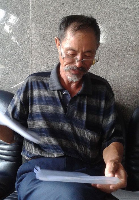 Ông Nguyễn Trọng Đạt ngụ tại phường 14, quận Tân Bình, TP.HCM, trong bài “Thắng kiện, chật vật đòi thi hành án” (Tuổi Trẻ ngày 12-10)
