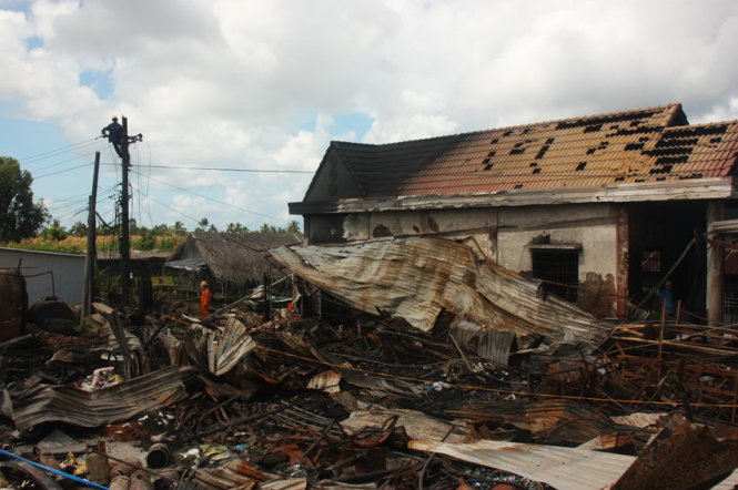 Hiện trường vụ cháy (ảnh – K.Nam).