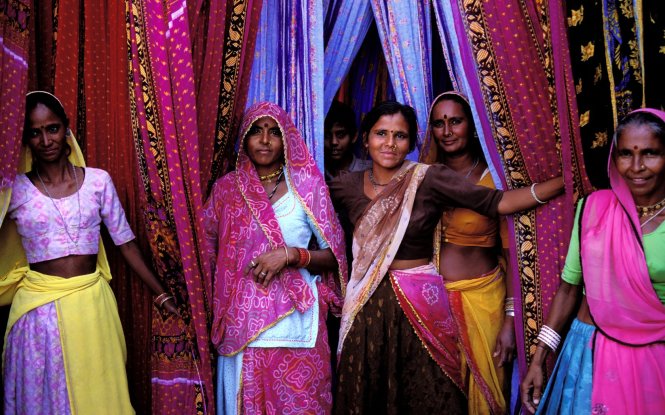 Trang phục truyền thống Sari của Ấn Độ - Ảnh: Rough Guides