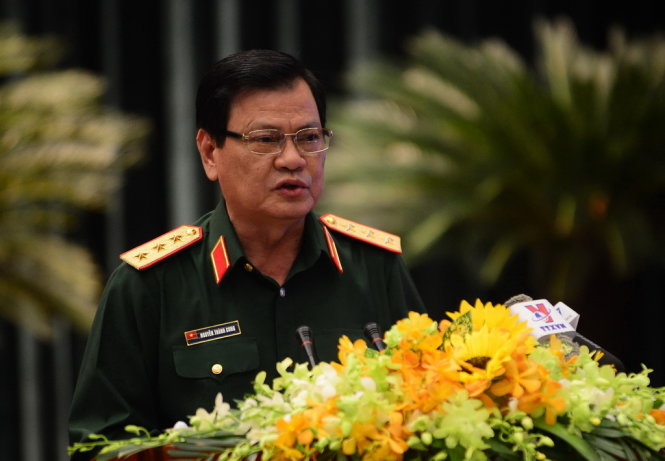 Thượng tướng Nguyễn Thành Cung – Thứ trưởng Bộ Quốc phòng phát biểu khai mạc hội thảo khoa học – Ảnh: Quang Định