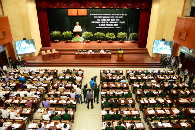 Toàn cảnh hội hội thảo khoa học cấp nhà nước Đại thắng mùa xuân 1975, Sức mạnh của ý chí thống nhất Tổ quốc và khát vọng hòa bình sáng 3–4 tại hội trường thành phố TP.HCM – Ảnh: Quang Định