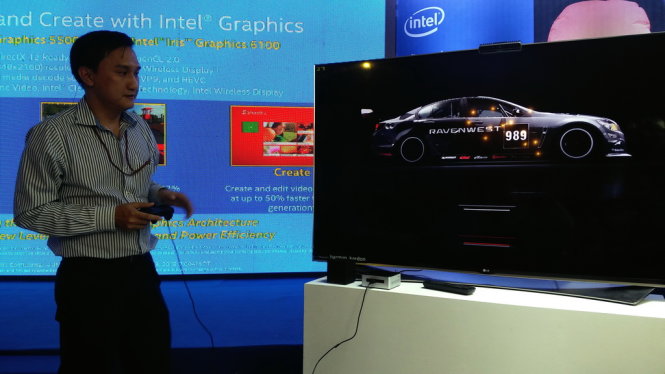 Đại diện Intel Việt Nam trình diễn năng lực đồ họa của GPU tích hợp Intel Graphics trong Intel Core Broadwell - Ảnh: T.Trực