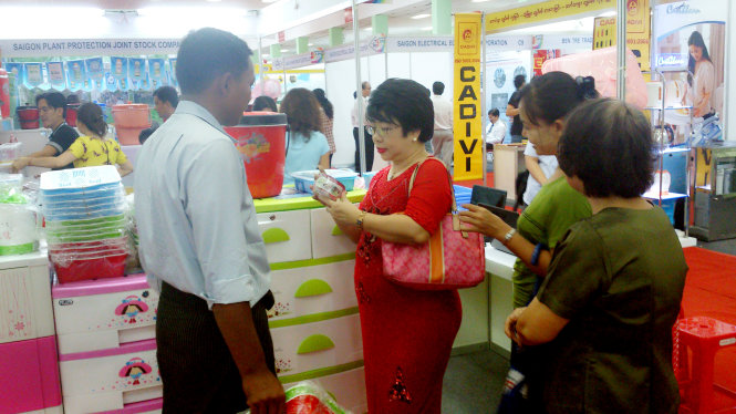 Người tiêu dùng Myanmar rất thiện cảm với các thương hiệu VN - Ảnh: C.N.