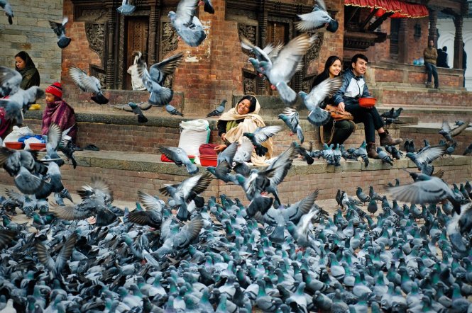Ảnh về Nepal của nghệ sĩ nhiếp ảnh Hoàng Thạch Vân tham gia triển lãm gây quỹ