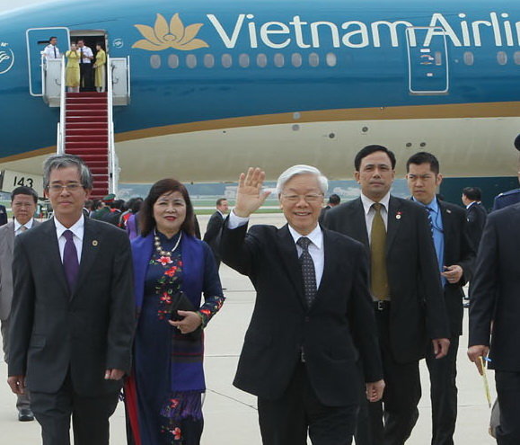 Tổng bí thư Nguyễn Phú Trọng đến sân bay quân sự Andrews ở thủ đô Washington DC - Ảnh: TTXVN