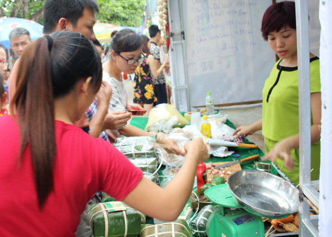 Một số món ăn độc đáo tại liên hoan ẩm thực khu vực Bắc trung bộ, đang diễn ra tại thị xã Sầm Sơn (Thanh Hóa)- Ảnh: Hà Đồng