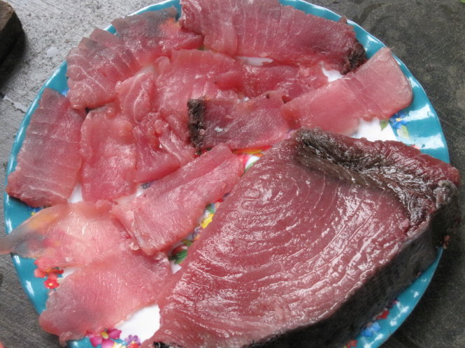 Thịt cá bò gù