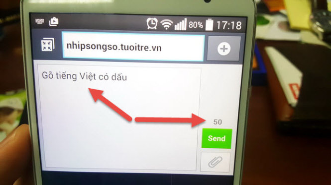 Số ký tự cho phép của một tin nhắn SMS giảm nhanh còn 50/160 khi gõ nội dung có dấu tiếng Việt (Unicode) - Ảnh: T.Trực
