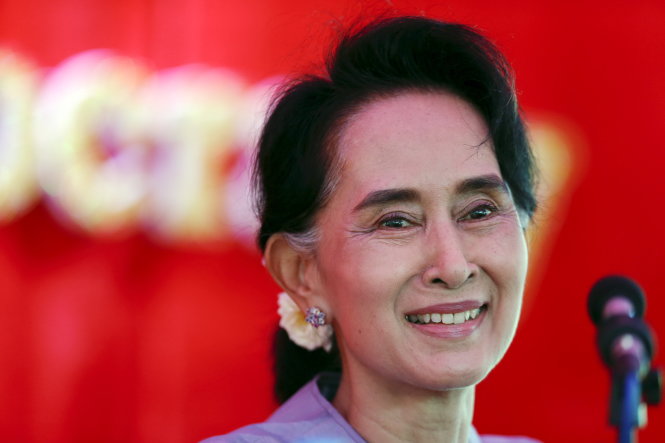 -	Bà Aung San Suu Kyi lên lịch năm 2016 ở Myanmar Ảnh: Reuters