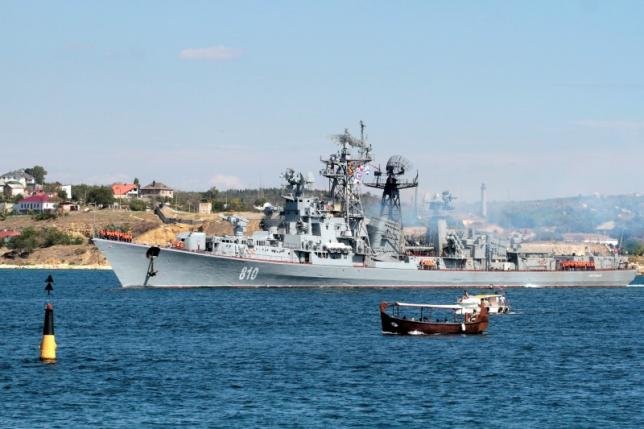 Tàu khu trục Nga Smetlivy - Ảnh: Reuters