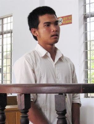 xeTlvUE2.jpg