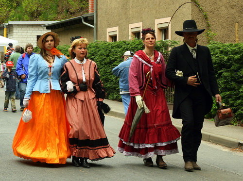 WQJcBc07.jpg