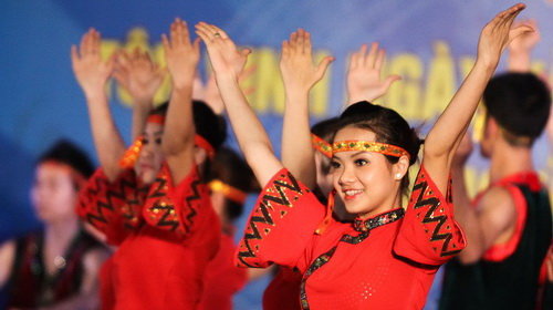 Vn7Chl8L.jpg