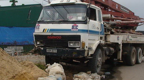 kMGpFH40.jpg