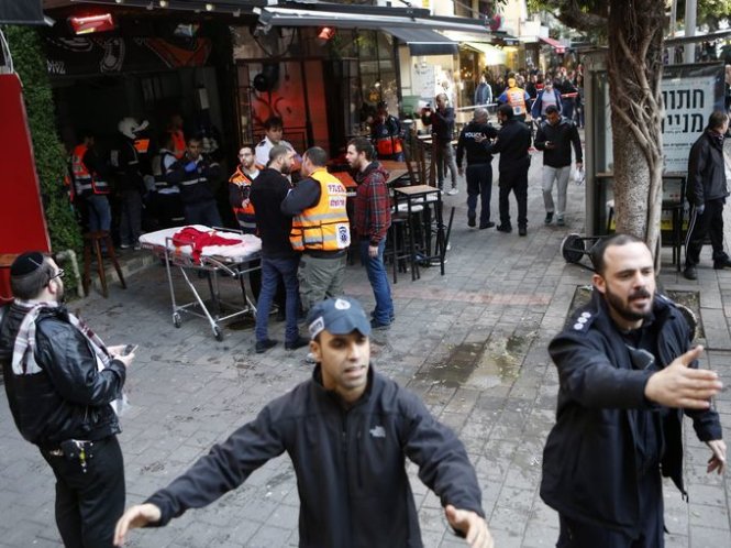Xả súng ở Tel Aviv, Israel, 2 người chết và ít nhất 7 người bị thương - Ảnh: Usatoday