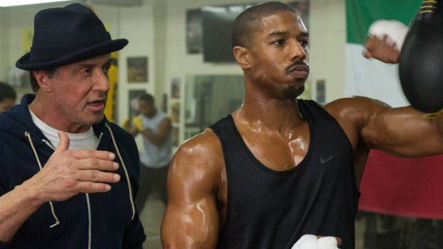 Stallone trong vai Rocky đang huấn luyện Michael B Jordan trong phim Creed được đề cử Oscar