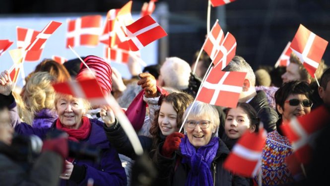 Người dân Đan Mạch được hưởng nhiều phúc lợi từ một đất nước trong sạch. Họ cũng chính là những người được sống hạnh phúc nhất toàn cầu - Ảnh: AFP