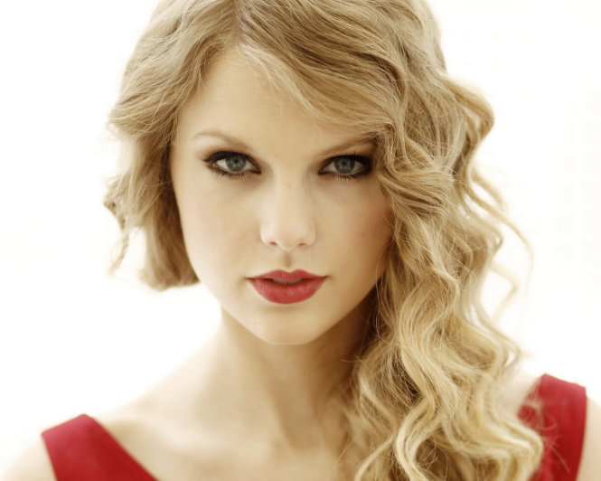 Nghệ sĩ Taylor Swift được 7 đề cử Grammy lần thứ 58