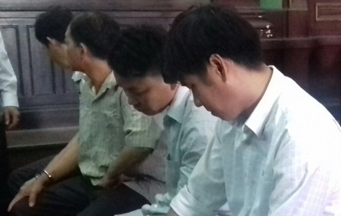 Các bị cáo tại phiên tòa ngày 26-2.