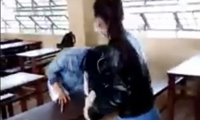 Cảnh đánh nữ sinh trong đoạn clip