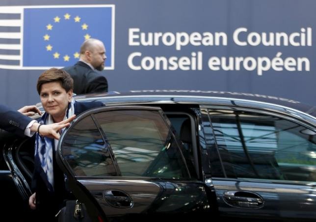 Thủ tướng Ba Lan Beata Szydlo tới dự cuộc họp thượng đỉnh các nhà lãnh đạo EU về vấn đề nhập cư tại Brussels, Bỉ ngày 17-3 - Ảnh: Reuters