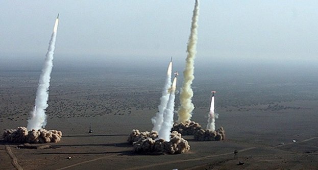 Iran từng tuyên bố không ai có thể cấm họ phát triển chương trình tên lửa - Ảnh: Worldbulletin