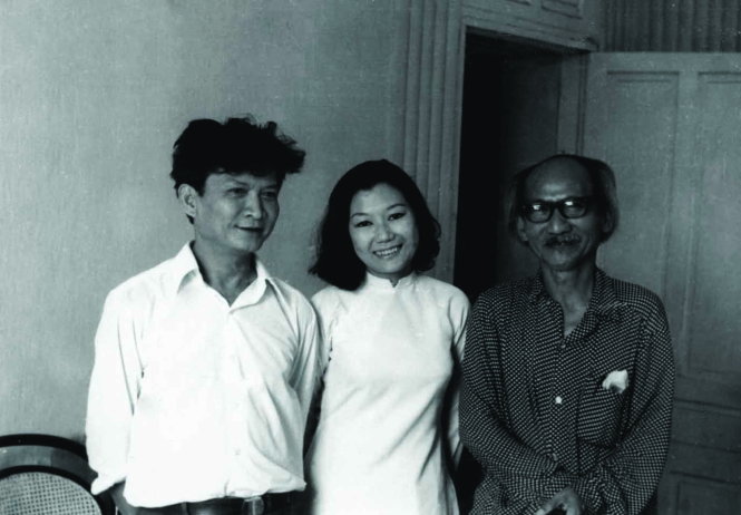 Từ trái qua: Chế Lan Viên - Kim Cương - Nguyễn Tuân 
- Ảnh: Tư liệu gia đình Kim Cương