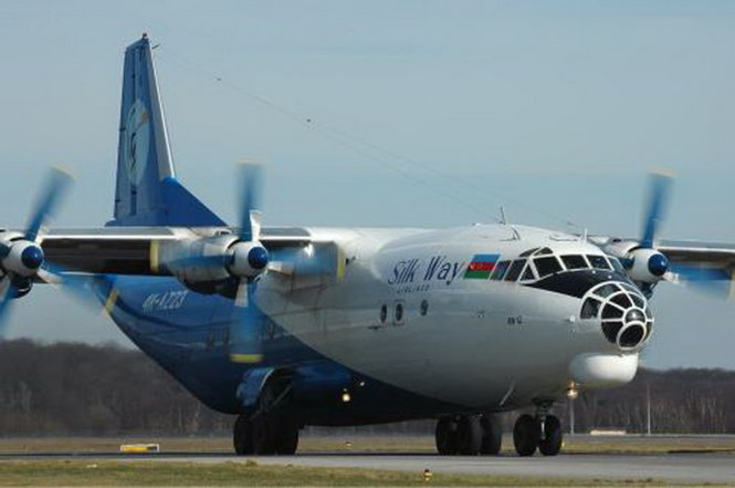Một máy bay chở hàng của hãng Silk Way Airlines - Ảnh: newsunited