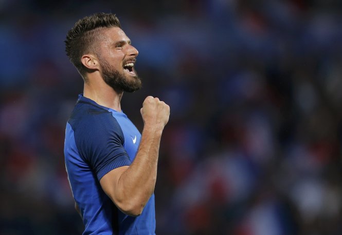 Giroud - Ảnh: Reuters
