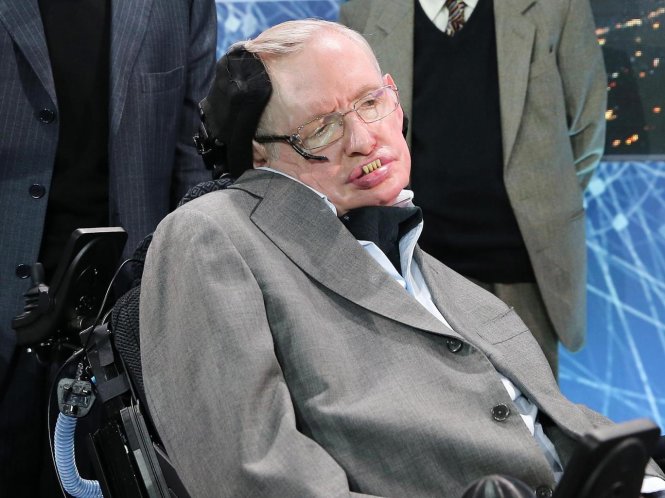 Giáo sư Stephen Hawking tin rằng nhân loại cần hết sức cảnh giác với trí tuệ nhân tạo - Ảnh: Independent