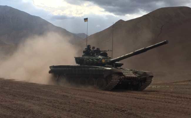 Ấn Độ điều động gần 100 xe tăng tới khu vực biên giới giáp Trung Quốc - Ảnh: NDTV