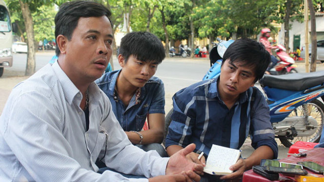 Ông Hoàng Khắc Sửu, 43 tuổi, ngụ phường Nghi Thu, TX Cửa Lò - người mang “án oan” nhiễm HIV hơn 10 năm - Ảnh: DOÃN HÒA