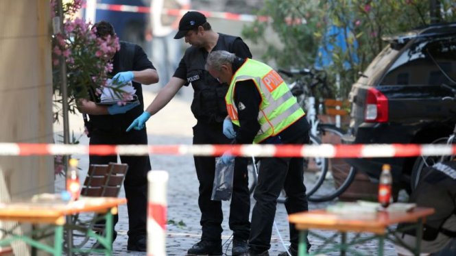 Kẻ tấn công đã tự kích nổ bom trên người ở bên ngoài một sự kiện âm nhạc tại Ansbach, Đức - Ảnh: DPA