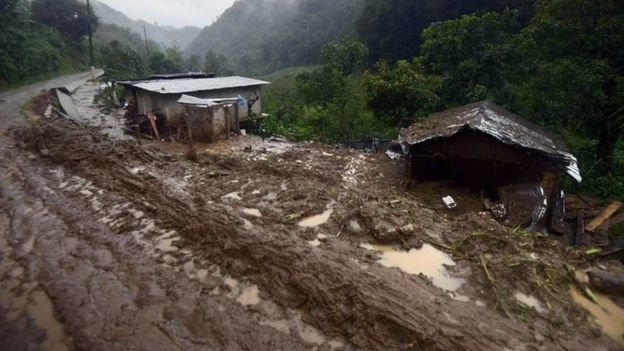 Một khu vực ở bang Veracruz bị lở đất - Ảnh: AFP