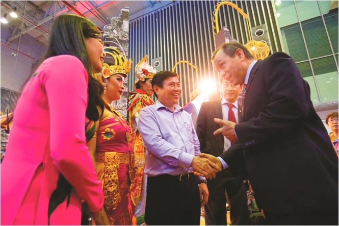 Lãnh đạo thành phố tham dự lễ khai mạc Hội chợ ITE HCMC 2016 sáng ngày 8/9/2016 	Ảnh: QUANG ĐỊNH