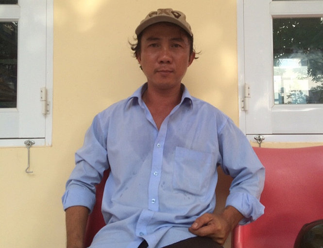 Tài xế toàn tại Công an huyện Đạ Huoai, tỉnh Lâm Đồng - Ảnh: QUỐC CHUNG