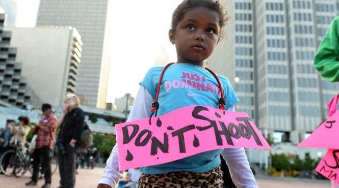 Người biểu tình đòi quyền sống cho người da đen tại New York City, New York, Mỹ - Ảnh: EPA