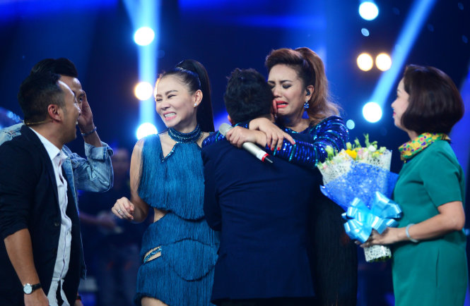 Janice Phương bật khóc khi lên ngôi quán quân Vietnam Idol 2016