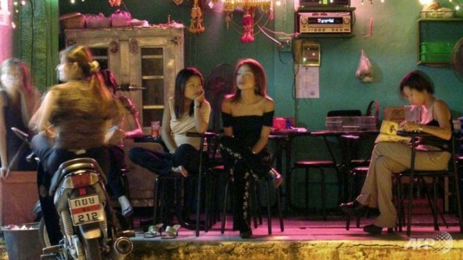 Hàng trăm phụ nữ Thái Lan buộc phải làm gái mại dâm để trả nợ các tay ma cô - Ảnh: AFP