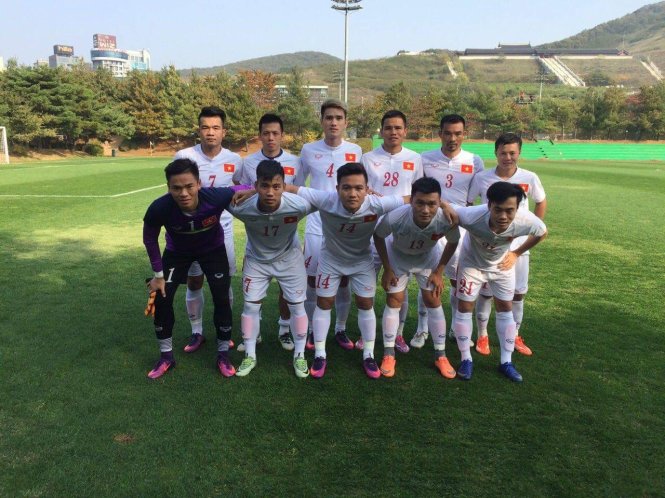 Đội hình xuất phát của đội tuyển VN trong trận giao hữu với Seoul FC. Ảnh: Tuấn Vinh