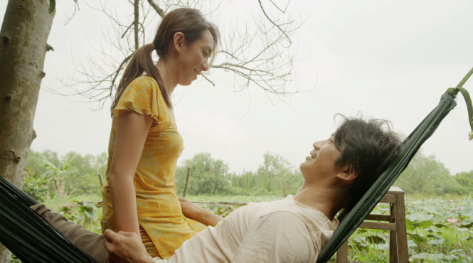 Dustin Nguyễn và Thu Trang trong phim Trúng số của điện ảnh Việt Nam