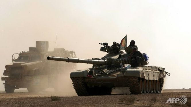 Quân đội Iraq giành lợi thế tại làng Salmani, ngoại ô Mosul - Ảnh: AFP