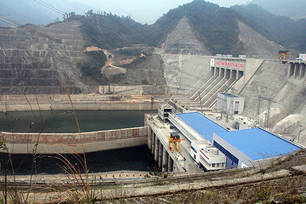 Toàn bộ thủy điện Lai Châu sẽ hoàn thành trong năm 2016. Ảnh khu vực đập chính thủy điện Lai Châu. Ảnh Quang Khải