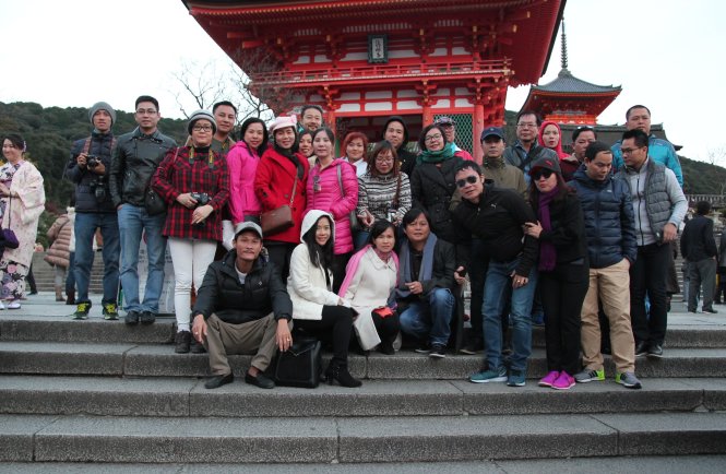 Đoàn doanh nghiệp các công ty Du lịch, Lữ hành VN liên tục triển khai các chuyến khảo sát để mở tour tuyến mới tại Nhật Bản. Ảnh L.Sơn