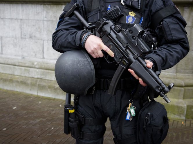 Lực lượng an ninh Hà Lan đang hết sức đề cao cảnh giác trước nguy cơ các cuộc tấn công khủng bố có thể xảy ra - Ảnh: AFP
