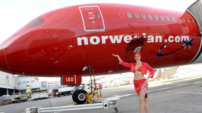 Hãng hàng không Norwegian của Na Uy tham gia vào thị trường hàng không giá rẻ và phải thuê phi công Pháp vì thiếu nhân lực - Ảnh: Norwegian