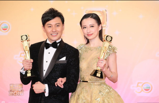 Tào Vĩnh Liêm và Cung Gia Hân được vinh danh với giải Nam - Nữ diễn viên phụ xuất sắc- Ảnh: TVB